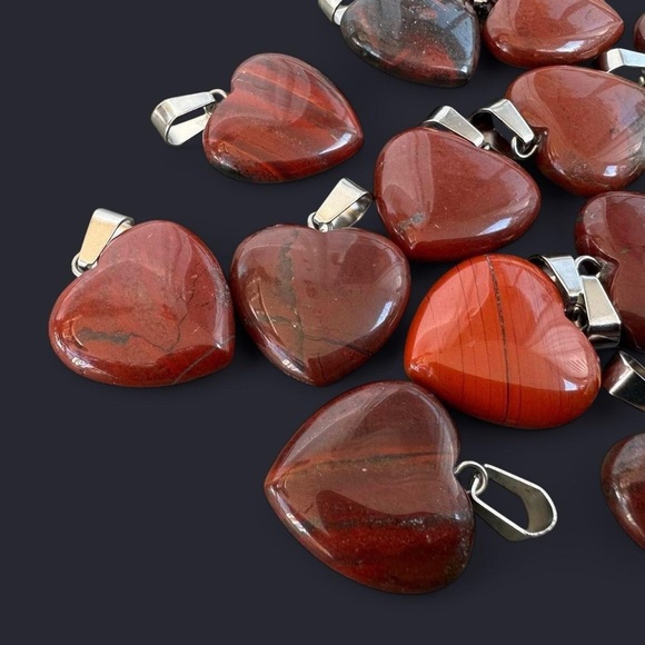 Red Jasper Heart Pendant Necklace - Picture 4 of 4